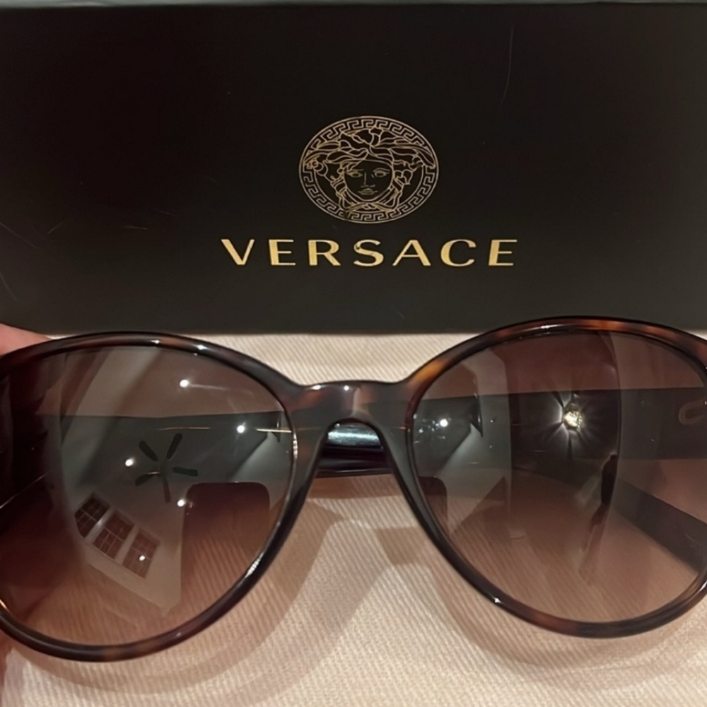 Versace Tortoise Shell Cat Eye Sunglasses - image 3